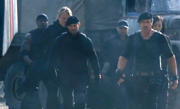 the expendables 2 2012 full movie  in hindi