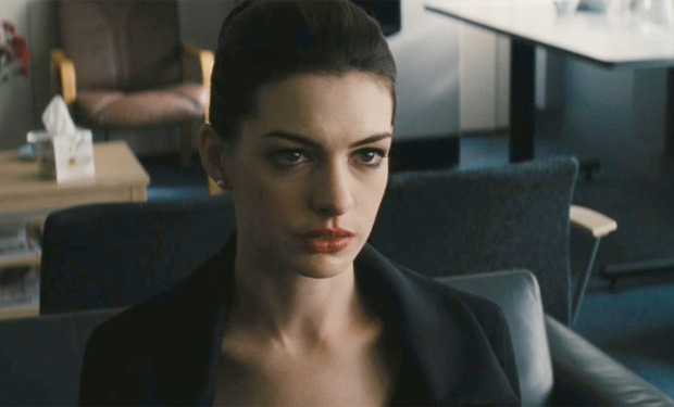 “the Dark Knight Rises” Clip Reveals More About Selina Kyle – Ifc