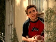 Malcolm and Reese follow the house rules, from Malcolm In The Middle season 4, episode 1.