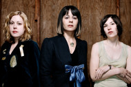 Watch Sleater-Kinney Reunite to Rock with Pearl Jam