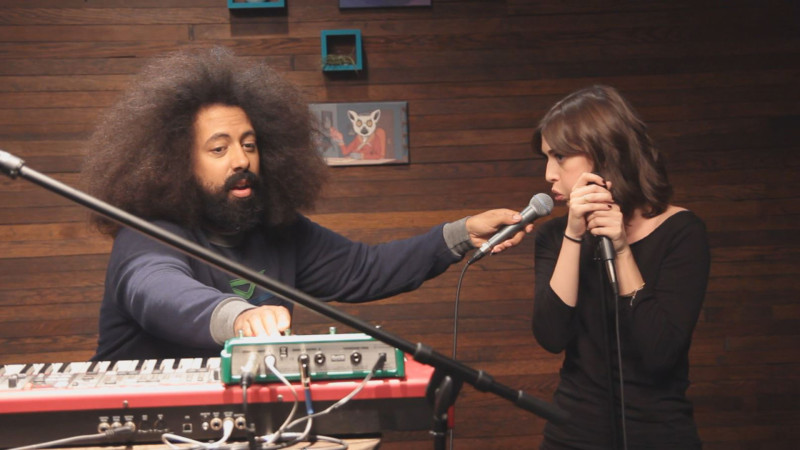 CBB_307-RMM-Lizzy-Caplan_ORIGINAL-1920×1080