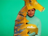 Seahorse (SEDUCE ME Season 2) Meet Dad, aka Mr. Mom. But, kids, don't get too attached, particularly if Dad is a pipefish, a cousin of the seahorse.