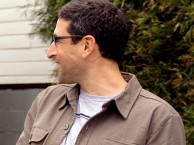 Lazy Boyfriend (LAZY ENVIRONMENTALIST - Season 2 - Episode 8) (Webisode) Josh Dorfman gives a lazy dog owner the option of biodegrading the dog waste on his lawn.