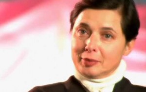 Isabella Rossellini sticks to simplicity on the set of SEDUCE ME.