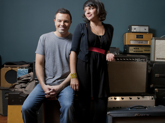 ICONOCLASTS Seth MacFarlane Norah Jones