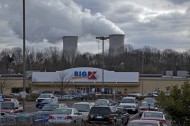 Sometimes NIMBY is good: ATOMIC STATES OF AMERICA