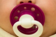 Naked News: Babies clamor for dubious "7 billionth" honor