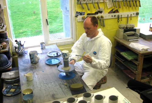 man_shops_s2_scotland_403.jpg man_shops_s2_scotland_403.jpg