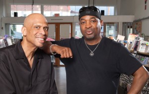 iconoclasts_s6_kareem_chuck_900x404