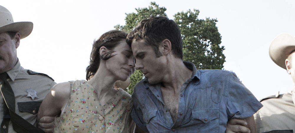 aint_them_bodies_saints_01.jpg