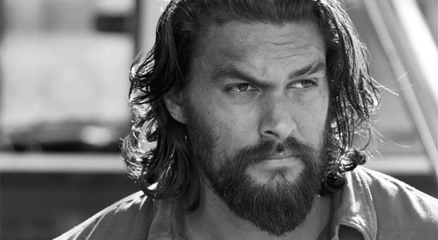Jason-Momoa-Phillip-Kopus-The-Red-Road-Black-White-800x450