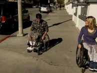 As their relationship grows, Liz decides to experience life from her Tiphany's perspective.