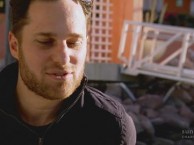 While in Mexico for Tiphany's birthday, Mia is surprised when Barak drops in unannounced.