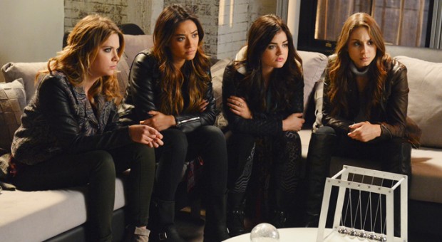 pretty-little-liars-700x384 “Pretty little Liars” on “THE WRITERS’ ROOM”: Videos, Quizzes and Photos