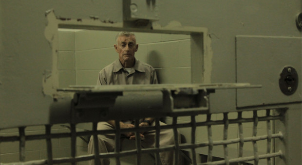 “Vulture” and “UPROXX” Recommend “THE STAIRCASE” for True-Crime Fans