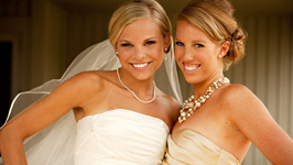 gmg-feature Girl Meets Gown - Lauren and Lindsay