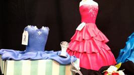 Bridesmaids’ Dresses, Winter Wonderland & BBQ Picnic Cakes”