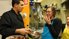 sic-s1-e2-vinny-sam-baking-266x150 Sam and Vinny