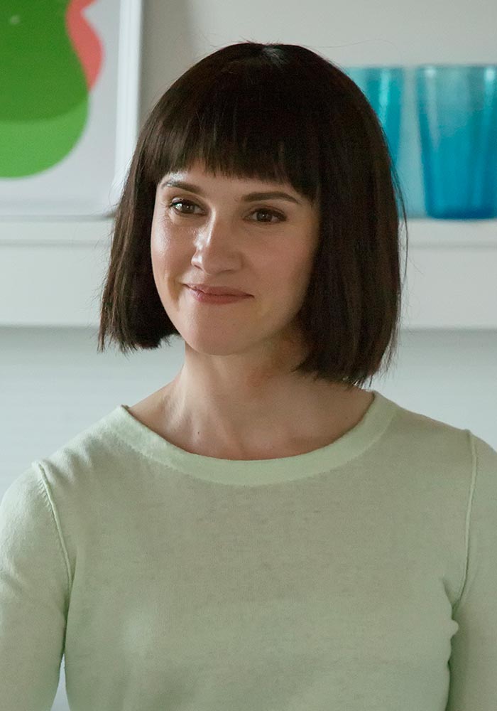 humans-season-2-karen-bradley-800×600