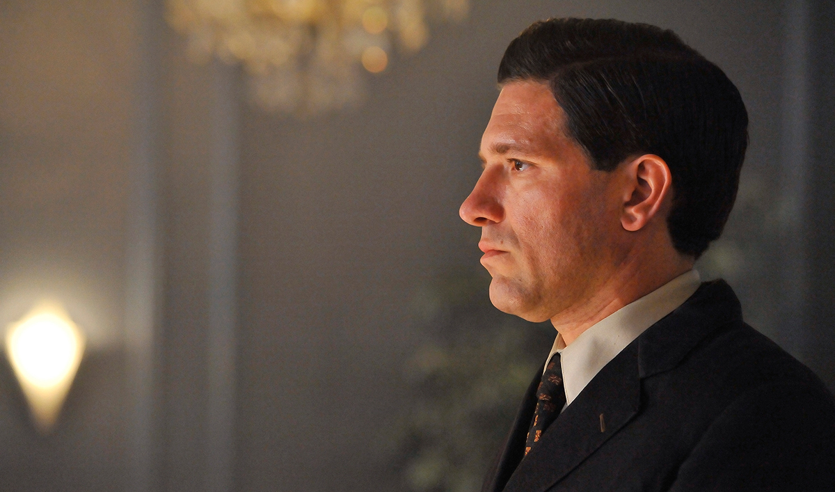 <em>Biography</em> on Real-Life Gangsters; <em>Examiner</em> Talks to <em>Mob</em> Director