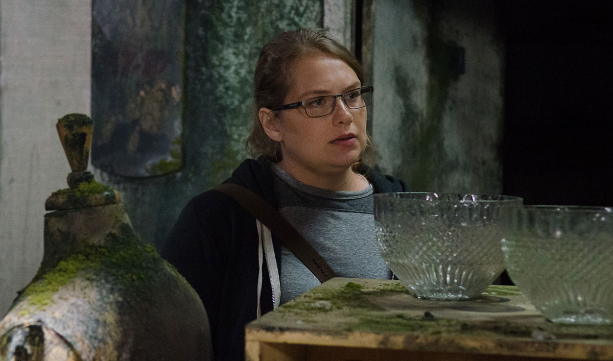 How The Show Created <em>That</em> Scene on the Train Tracks