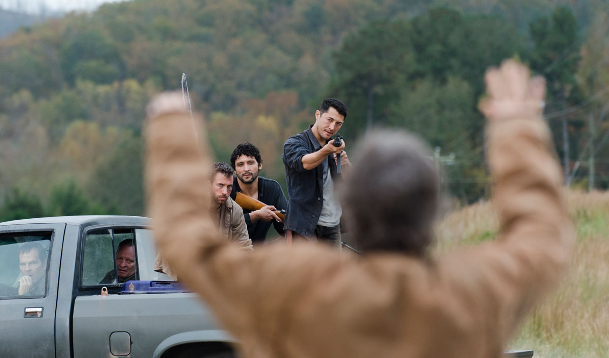 Video – Talked About Scene From Episode 15 (Spoilers): Carol Battles The Saviors