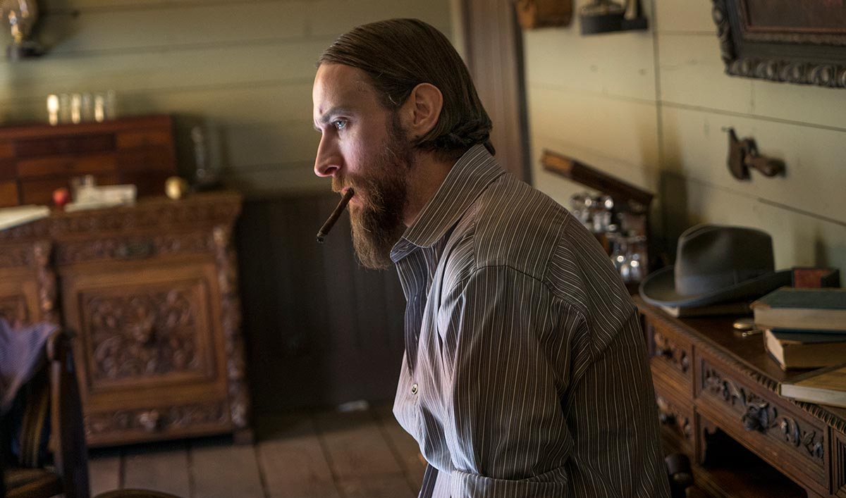 Anson Mount Chats With <em>CarterMatt</em>; <em>Hell</em> Is Can’t-Miss for <em>TV Overmind</em>