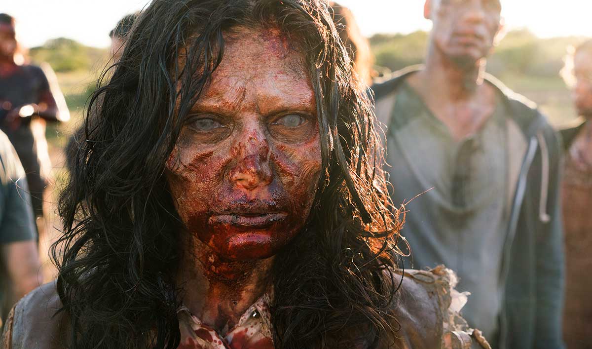 Extras for the <em>Fear the Walking Dead</em> Mid-Season Premiere