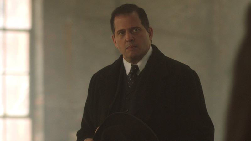 Extra Scene: Episode 106: The Making of the Mob: New York: The Mob at War
