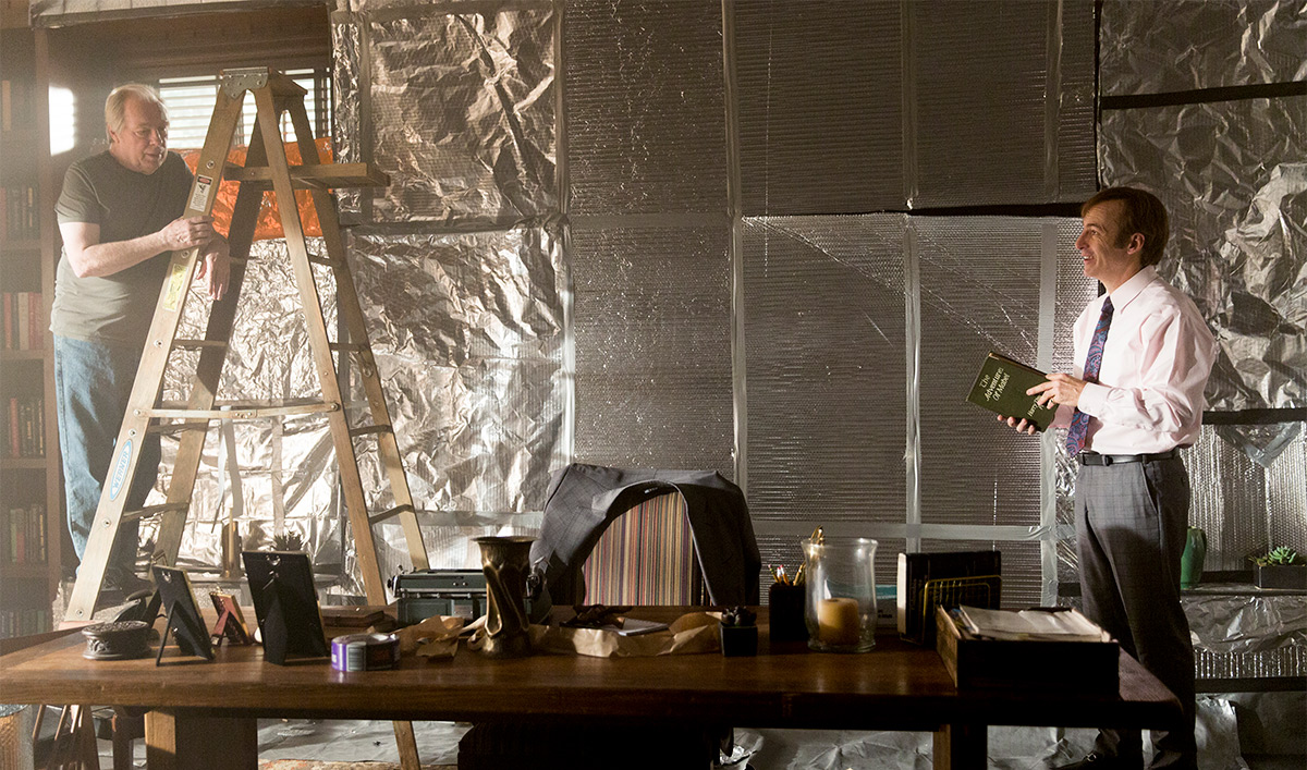 Extras for the Season 3 Premiere of <em>Better Call Saul</em>