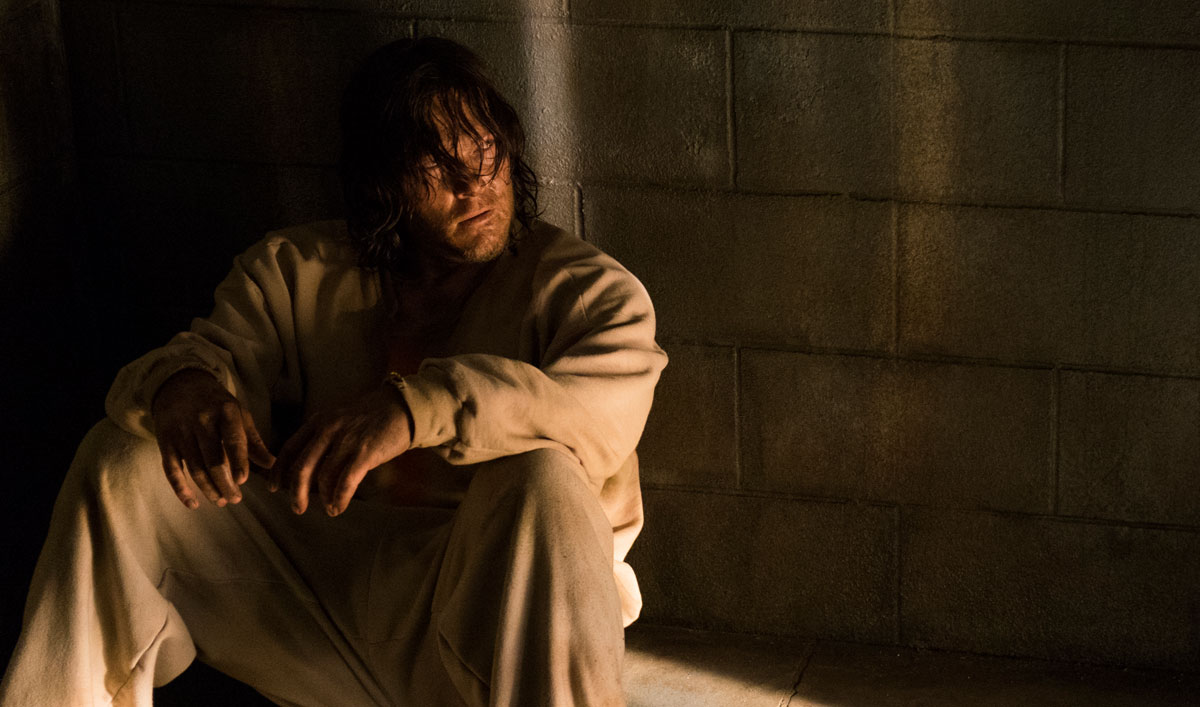 Inside “The Cell” — The Cast and Creators on Daryl’s Guilt Over Glenn