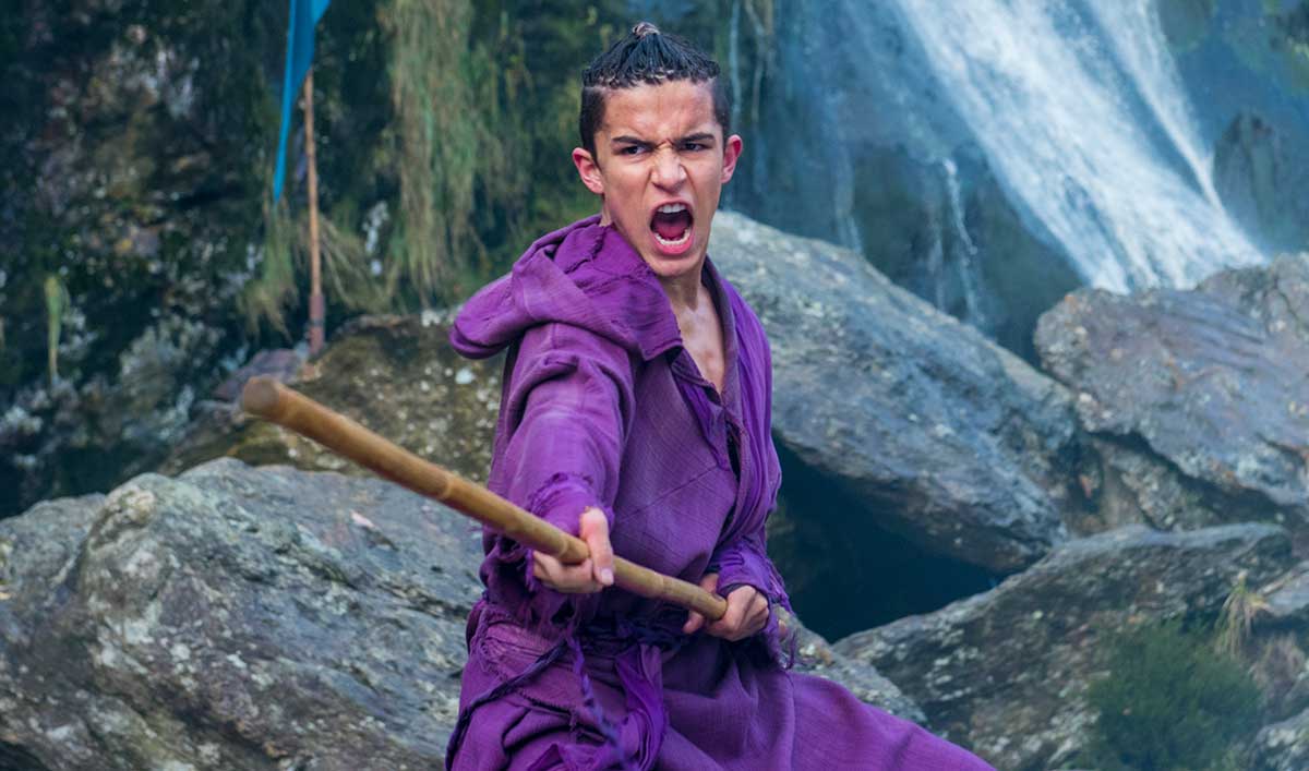 Extras for <em>Into the Badlands</em> Episode 3