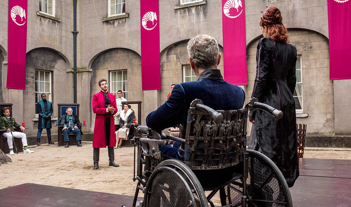 Extras for <em>Into the Badlands</em> Episode 4