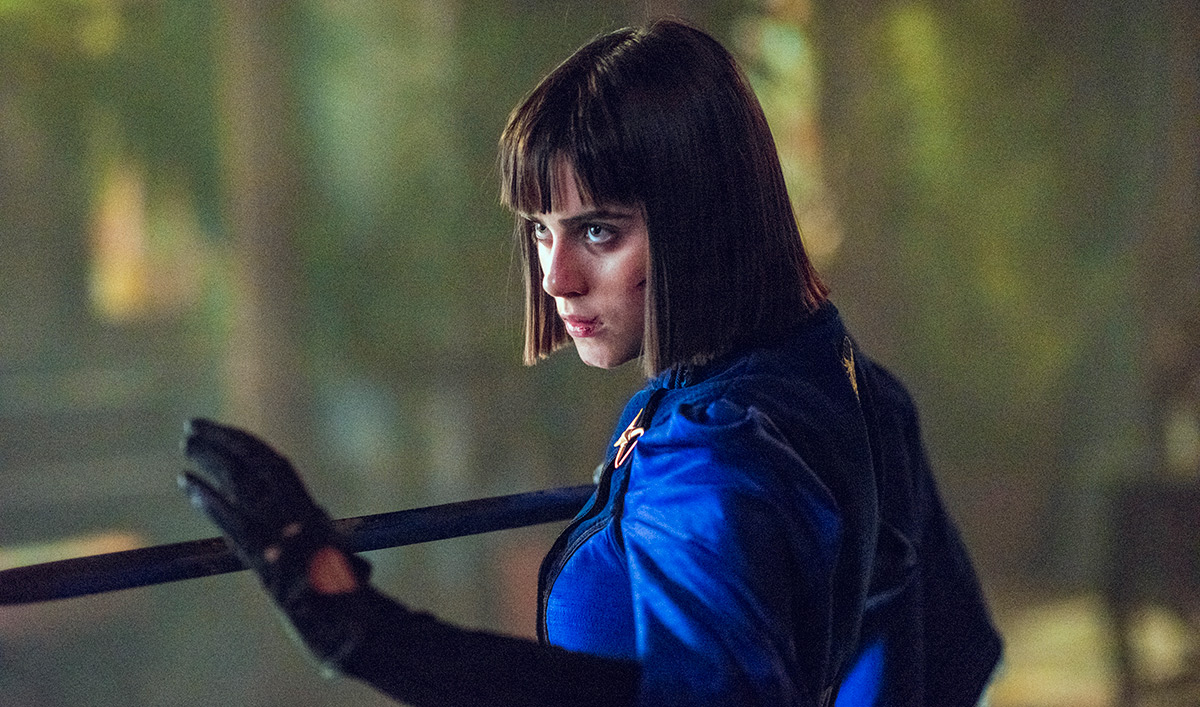 Extras for <em>Into the Badlands</em> Episode 9