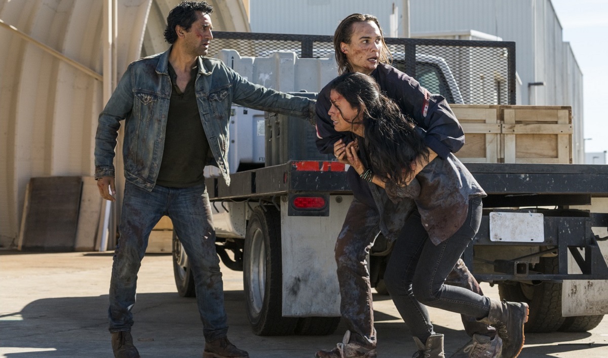 A Militiaman Holds Nick and Travis’s Lives in His Hands — Watch the <em>Fear the Walking Dead</em> Season Premiere for Free