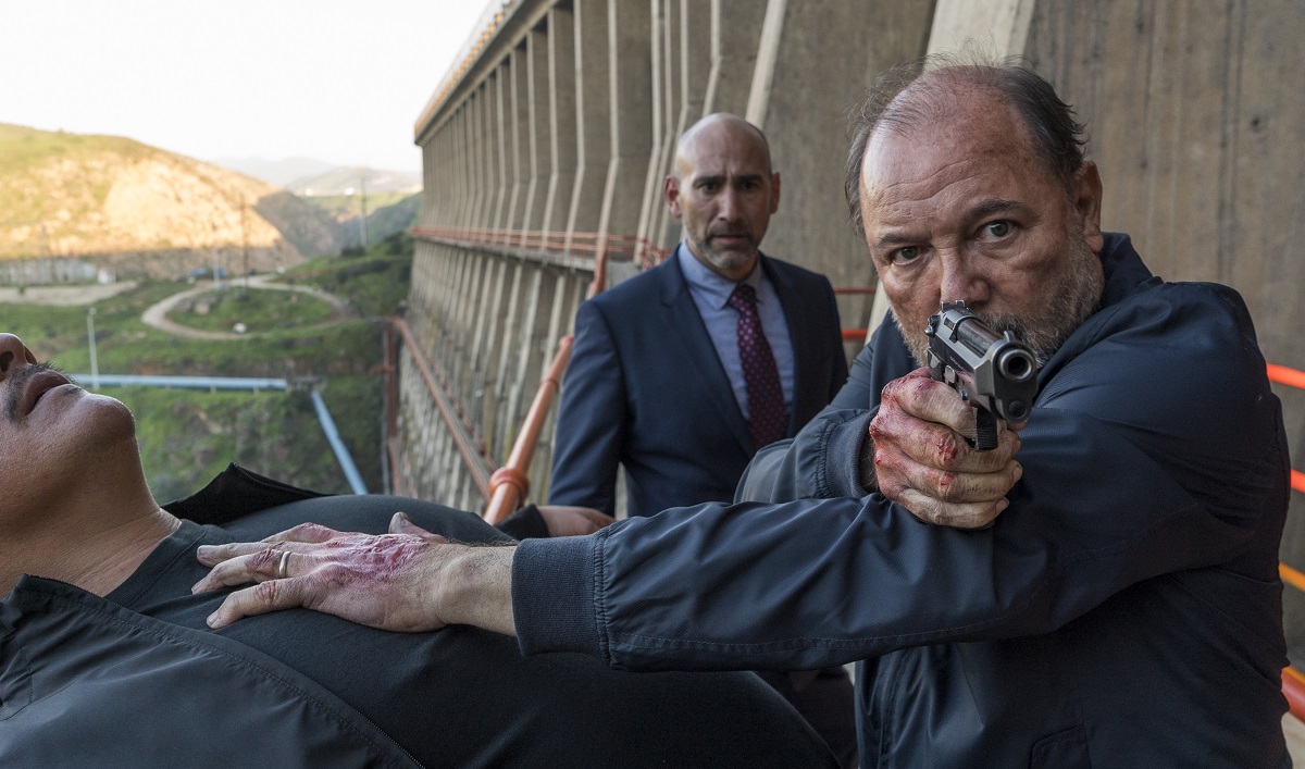 Cast and Creators on Daniel Choosing Between Good and Evil in <em>Fear the Walking Dead</em> Episode 4