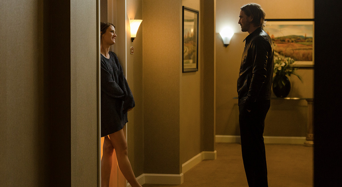 New Technology Rekindles an Old Romance in the Two-Part Season Premiere