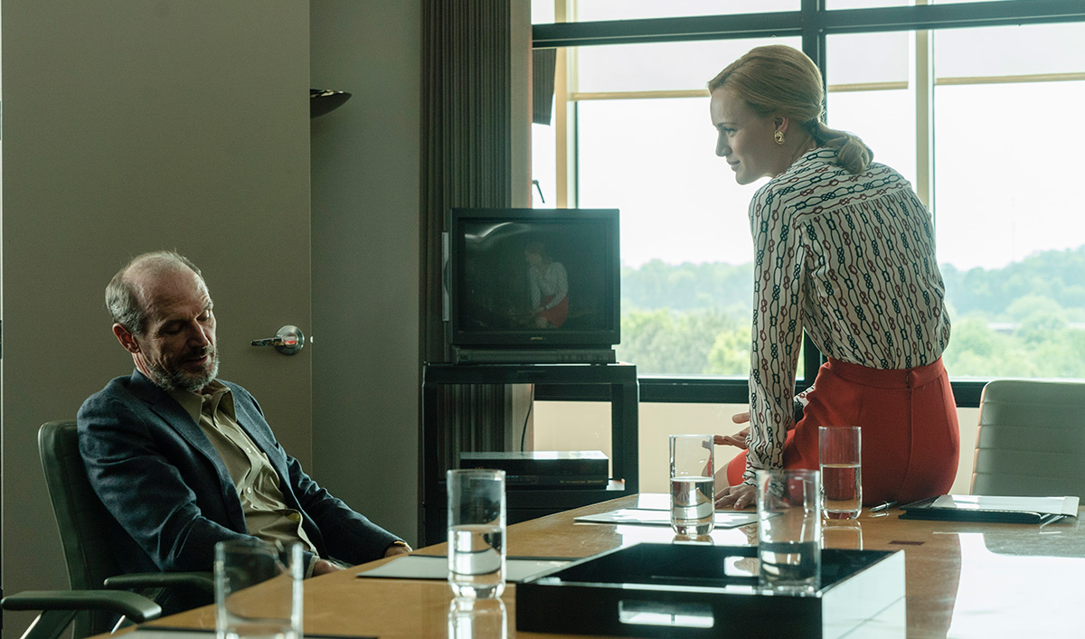 Kerry Bishé Talks Donna’s Arc With <em>VF</em>; <em>EW</em>‘s Q&A With <em>Halt</em>‘s Creators