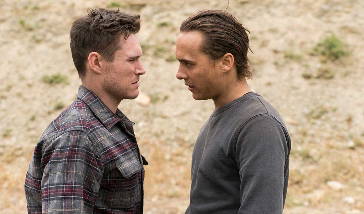 Extras for <em>Fear the Walking Dead</em> Episode 12