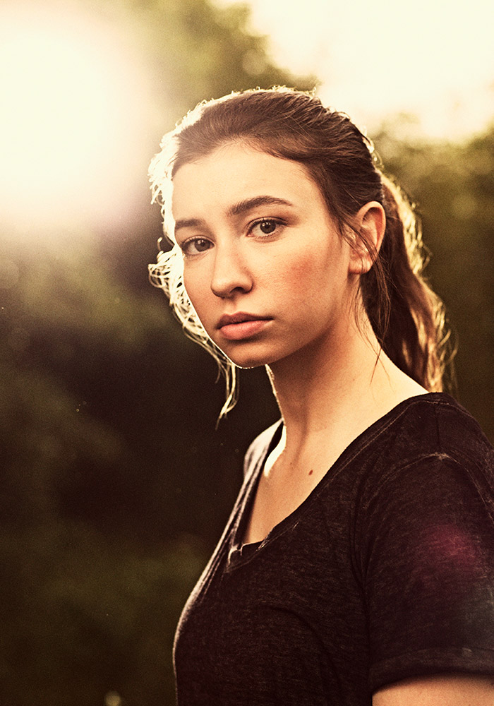 TWD9_FLARE_Katelyn_0020_RT-800×600