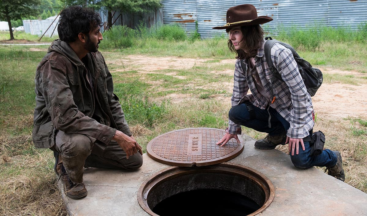 Extras for <em>The Walking Dead</em> Season 8 Mid-Season Premiere