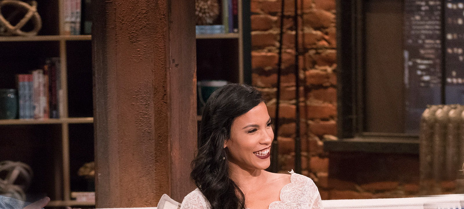 talking-dead-episode-818-pre-luciana-danay-garcia-800×600