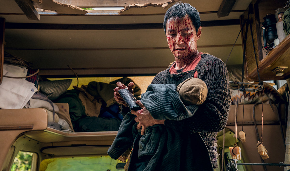 War Takes Over the Badlands in the Season 3 Premiere