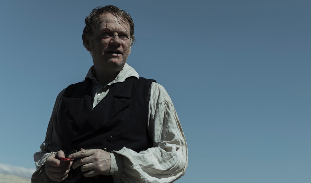 Extras for <em>The Terror</em> Season Finale
