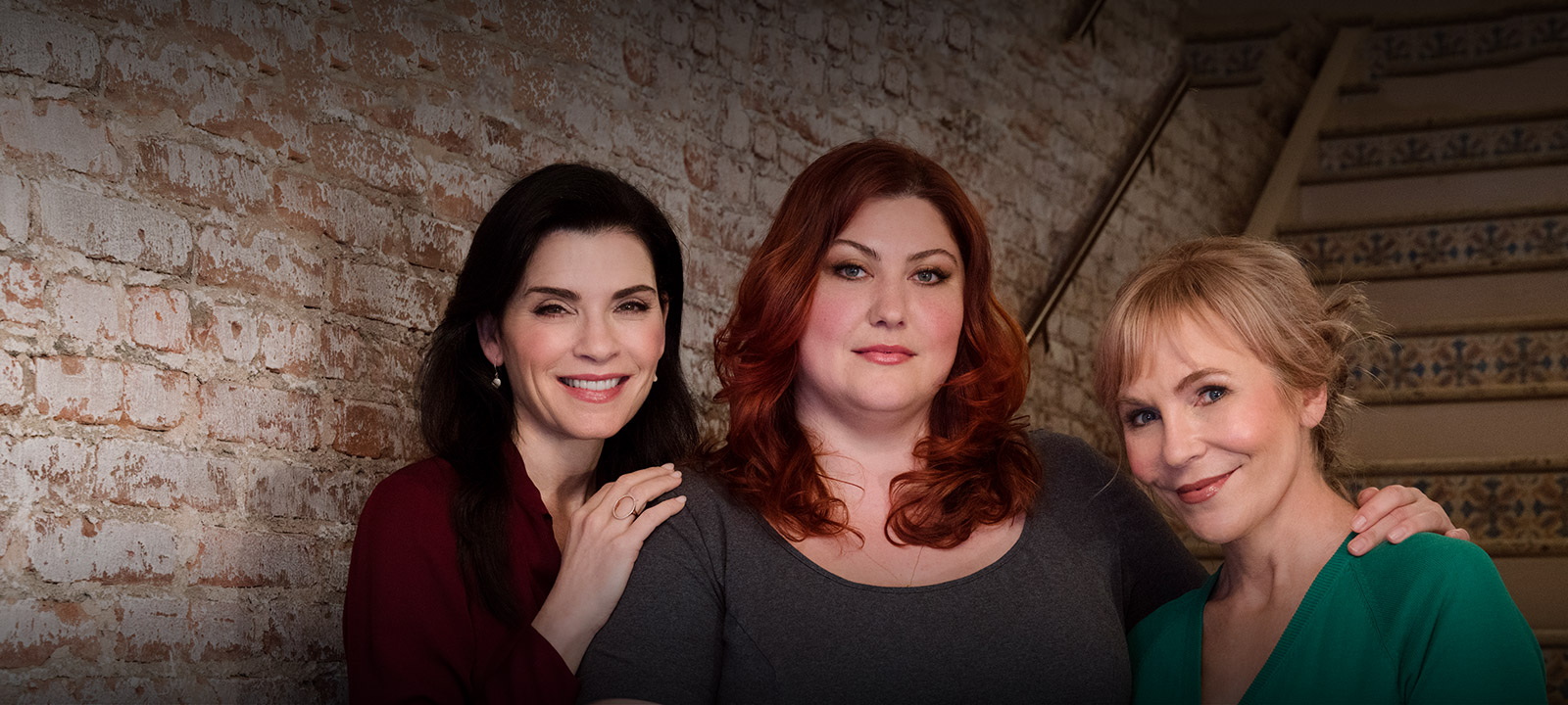 the-minds-behind-dietland-julianna-margulies-joy-nash-800×600-nologo