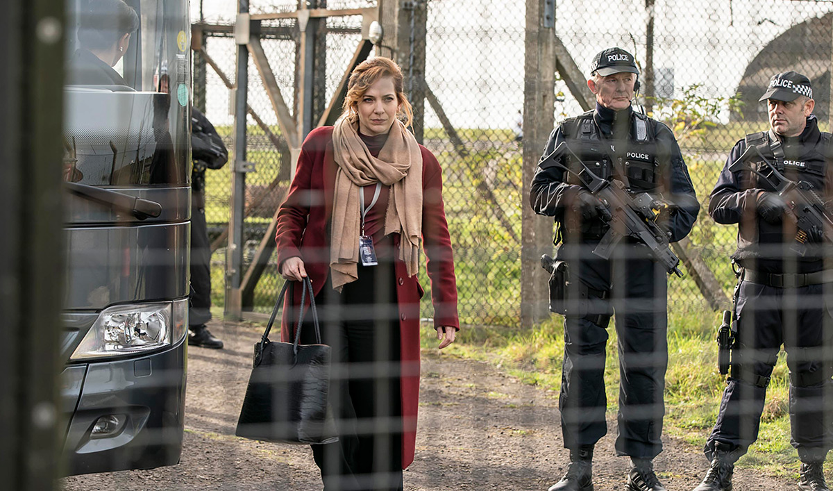 Sneak Peek of <em>HUMANS</em> Episode 4 — Laura Makes a Bold Move to Convince the Commission