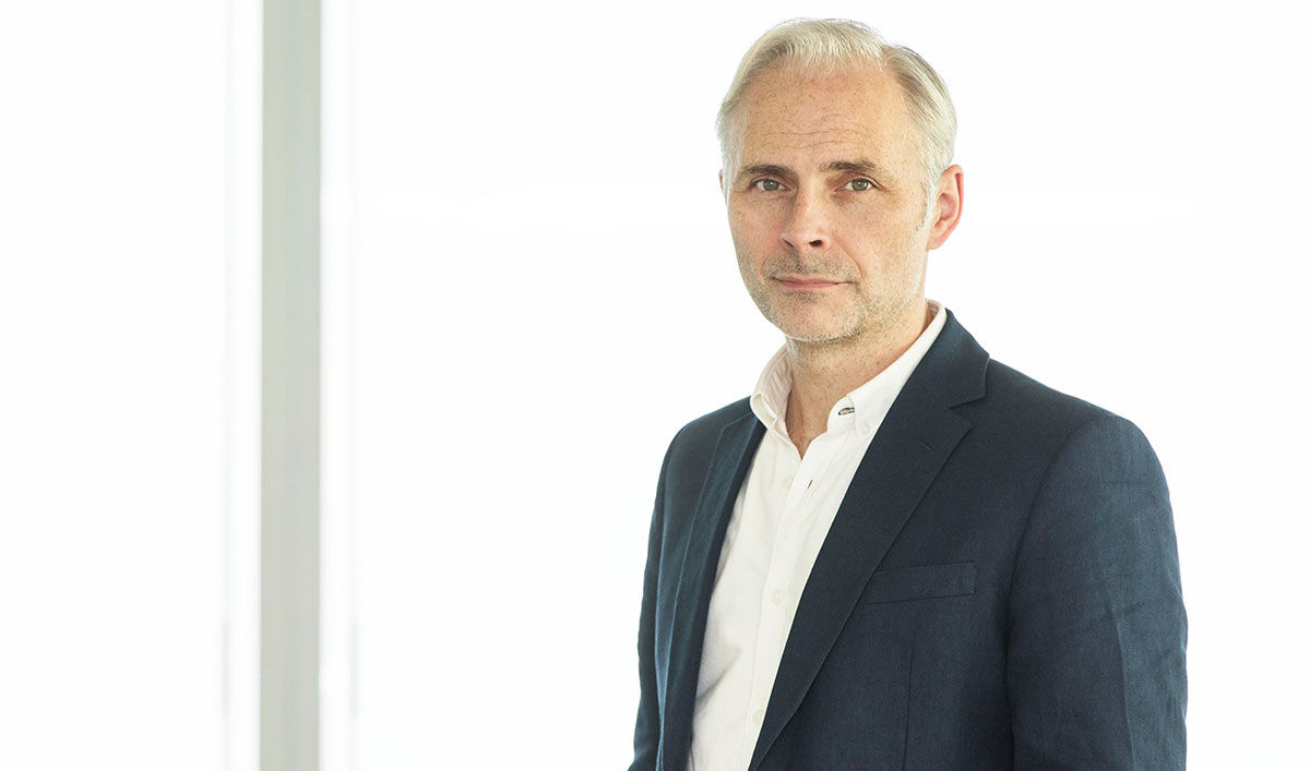 Mark Bonnar apple tree yard