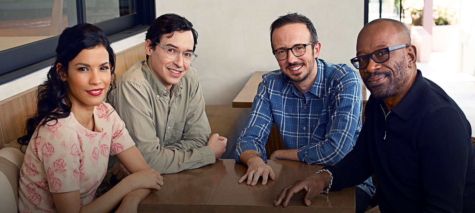 the-minds-behind-fear-the-walking-dead-key-art-800×600