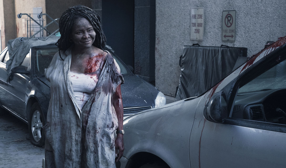 Sneak Peek of <em>Fear the Walking Dead</em> Season Finale — Morgan Receives an Ominous Message