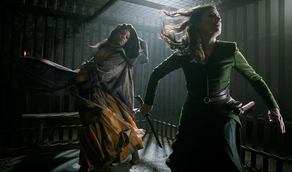 (SPOILERS) Lydia and Cressida Resolve Their Dispute in This Memorable Scene From <em>Into the Badlands</em> Episode 14